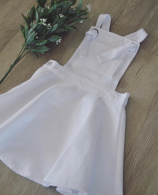 Sadie pinny white